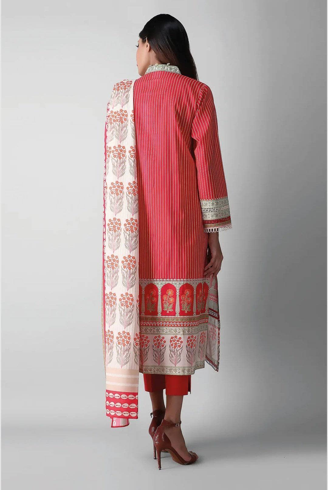 img_khaadi_lawn_2021_awwal_boutique