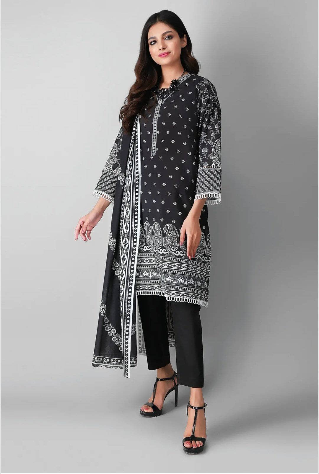 img_khaadi_lawn_2021_awwal_boutique