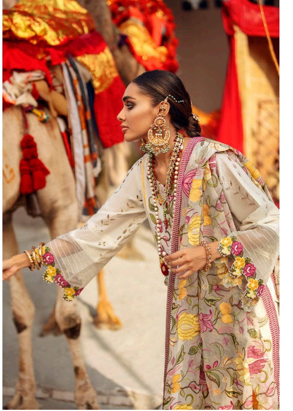 img_nureh_rani_sa_eid_collection_awwal_boutique