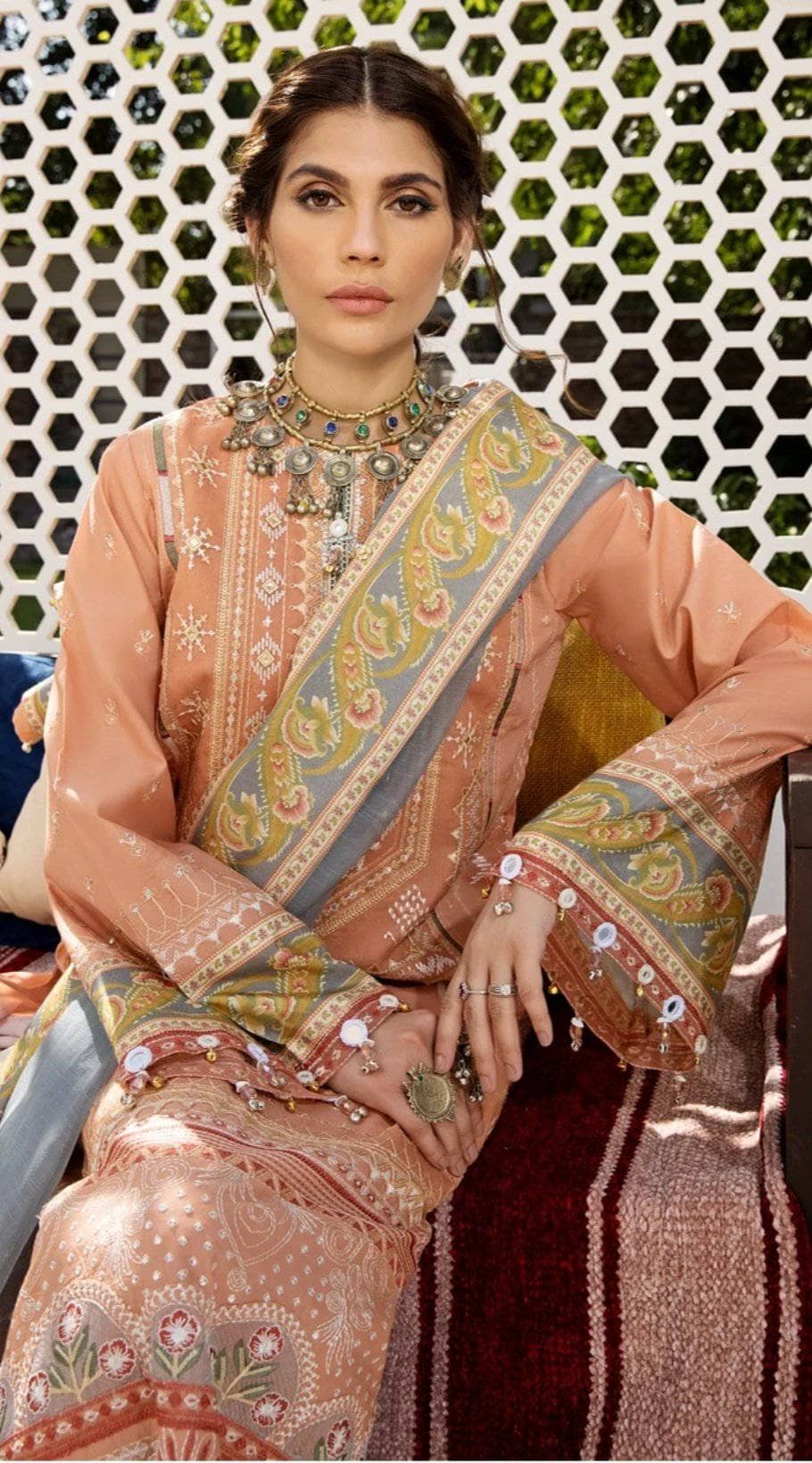 img_anaya_eid_collection_awwal_boutique