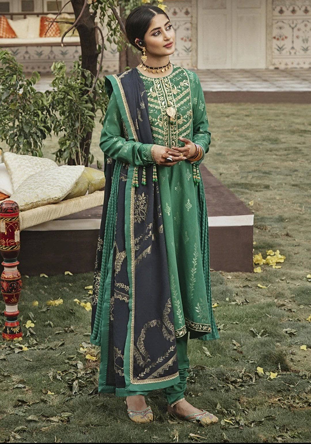 img_cross_stitch_eid_lawn_2021_awwal_boutique