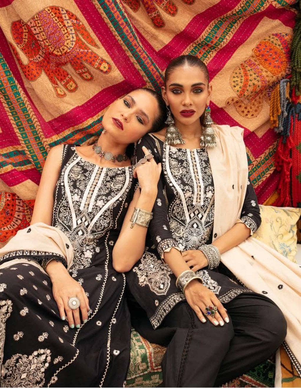 img_zainab_chottani_tahra_eid_lawn_2021_awwal_boutique