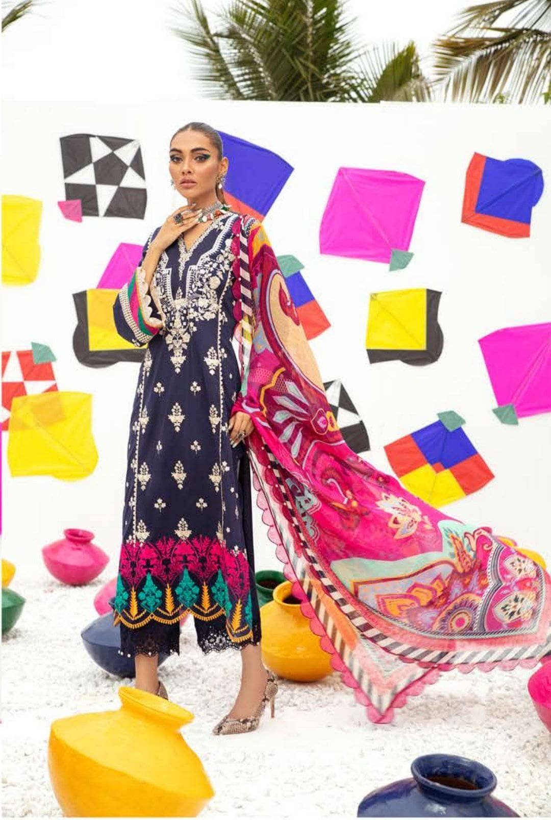 img_zainab_chottani_tahra_eid_lawn_2021_awwal_boutique