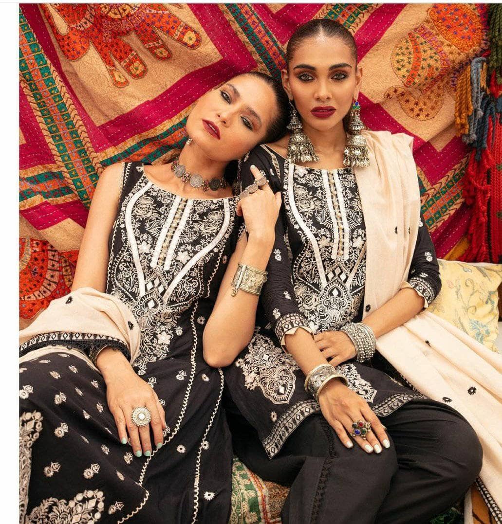 img_zainab_chottani_tahra_eid_lawn_2021_awwal_boutique