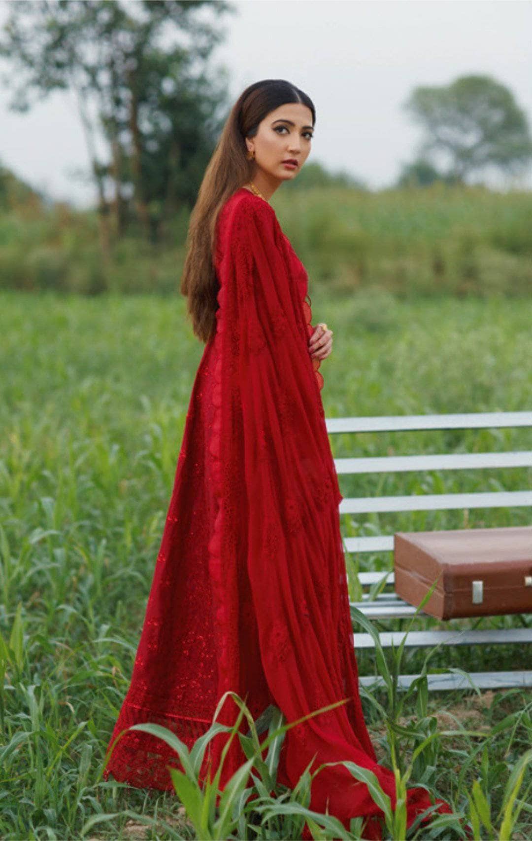 img_qalamkar_luxury_lawn_2021_awwal_boutique