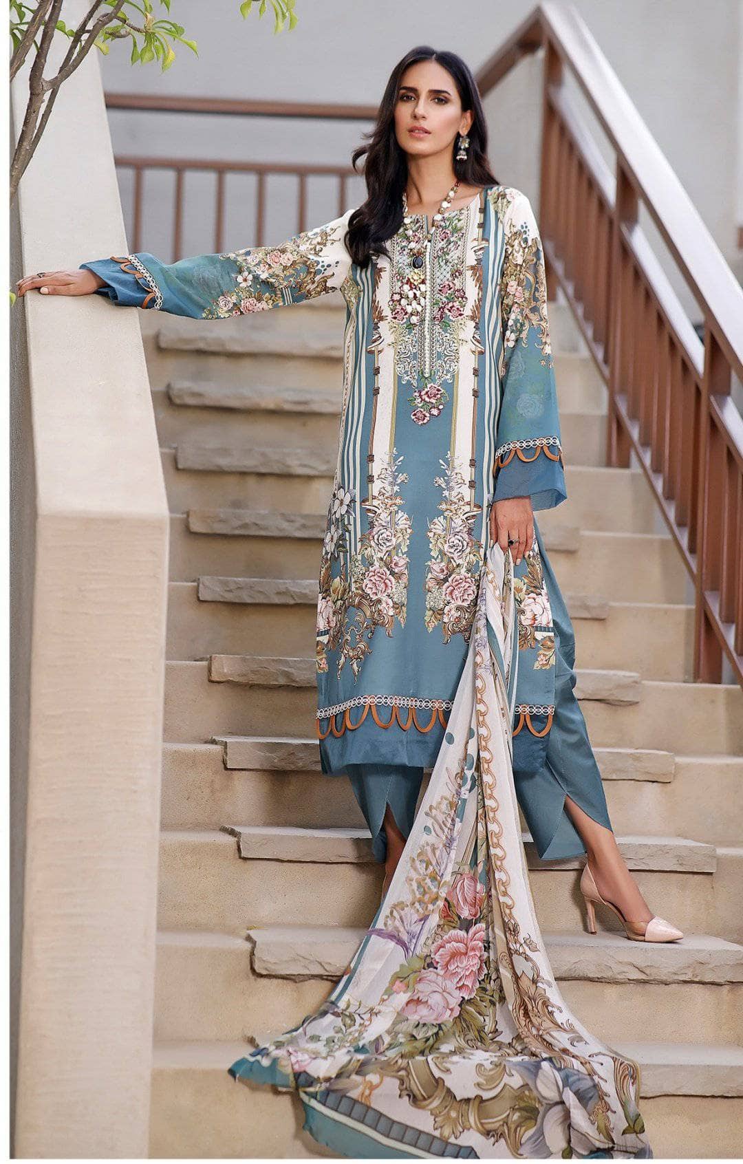 img_jade_urbane_embroidered_lawn_2021_awwal_boutique
