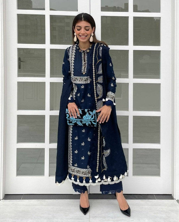 Spotted in Zaha Festive Lawn/JINANI (ZF21-02)