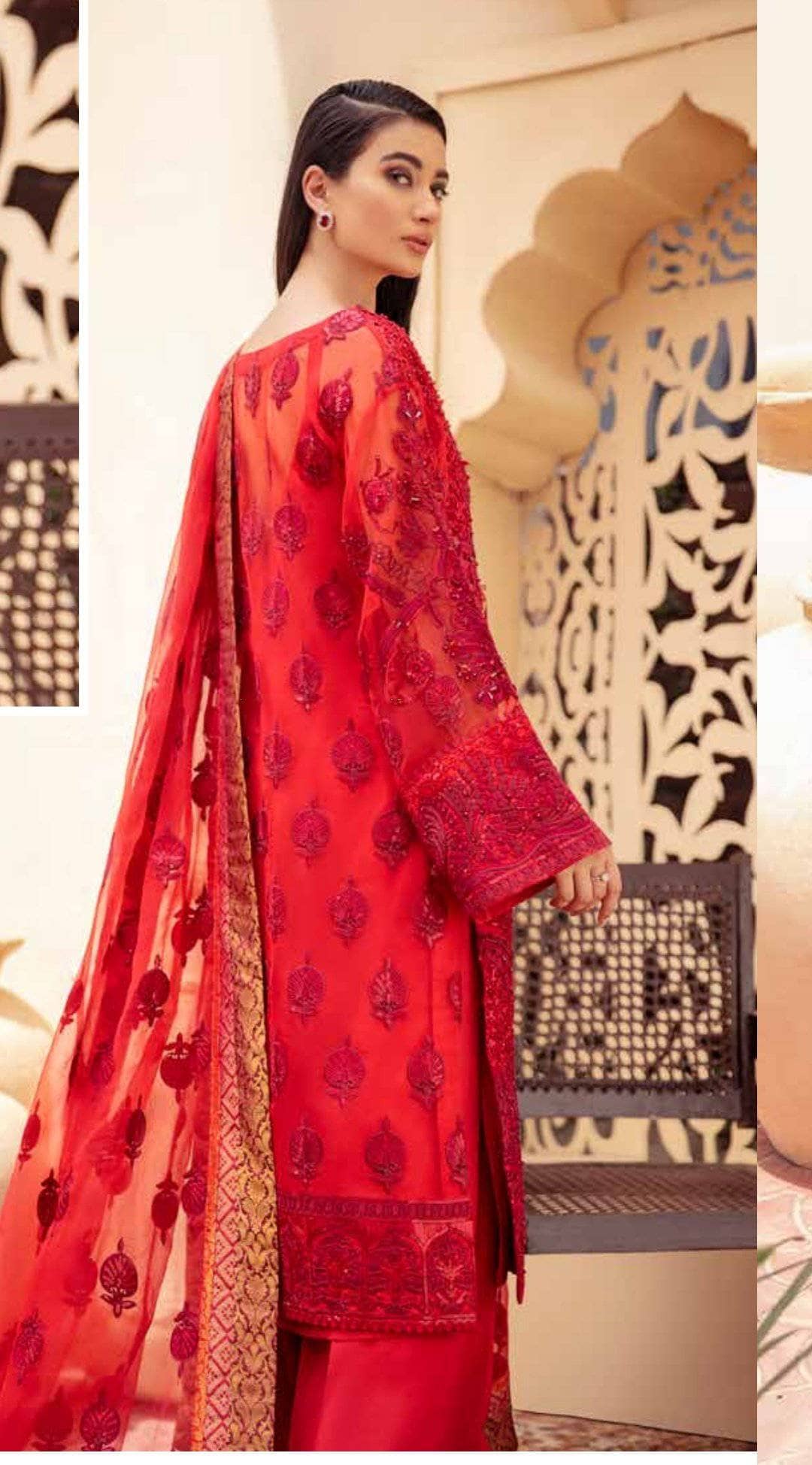 img_maryam_n_mariya_chiffon_wedding_awwal_boutique