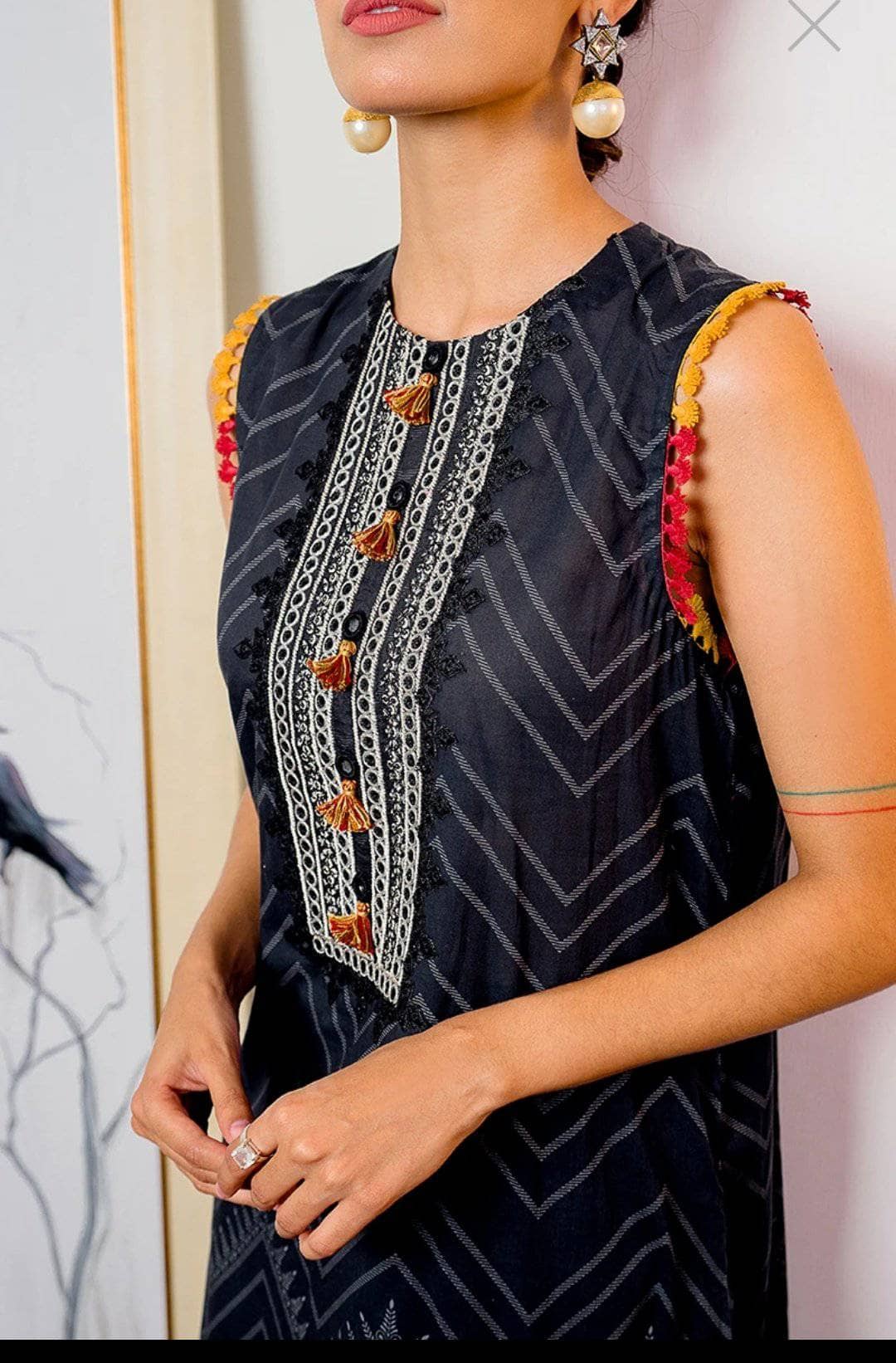 img_cross_unstitched_cambric_awwal_boutique