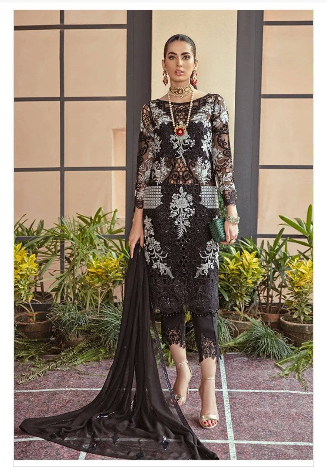 img_serene_soiree_by_imrozia_chiffon_awwal_boutique