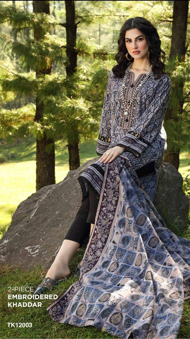 img_gul_ahmed_khaddar_corduroy_pre_fall_awwal_boutique