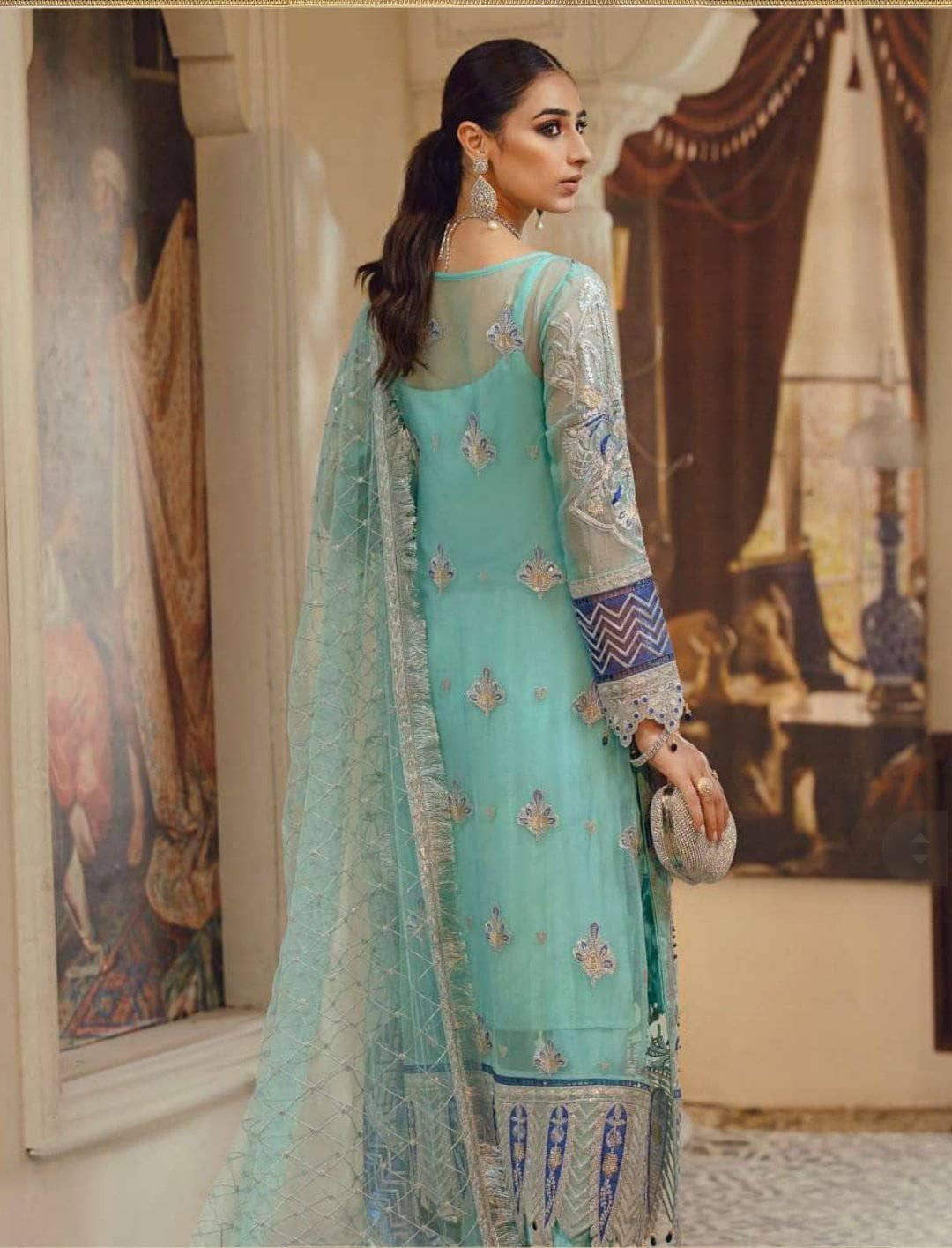 img_emaan_adeel_belle_robe_wedding_edition_awwal_boutique