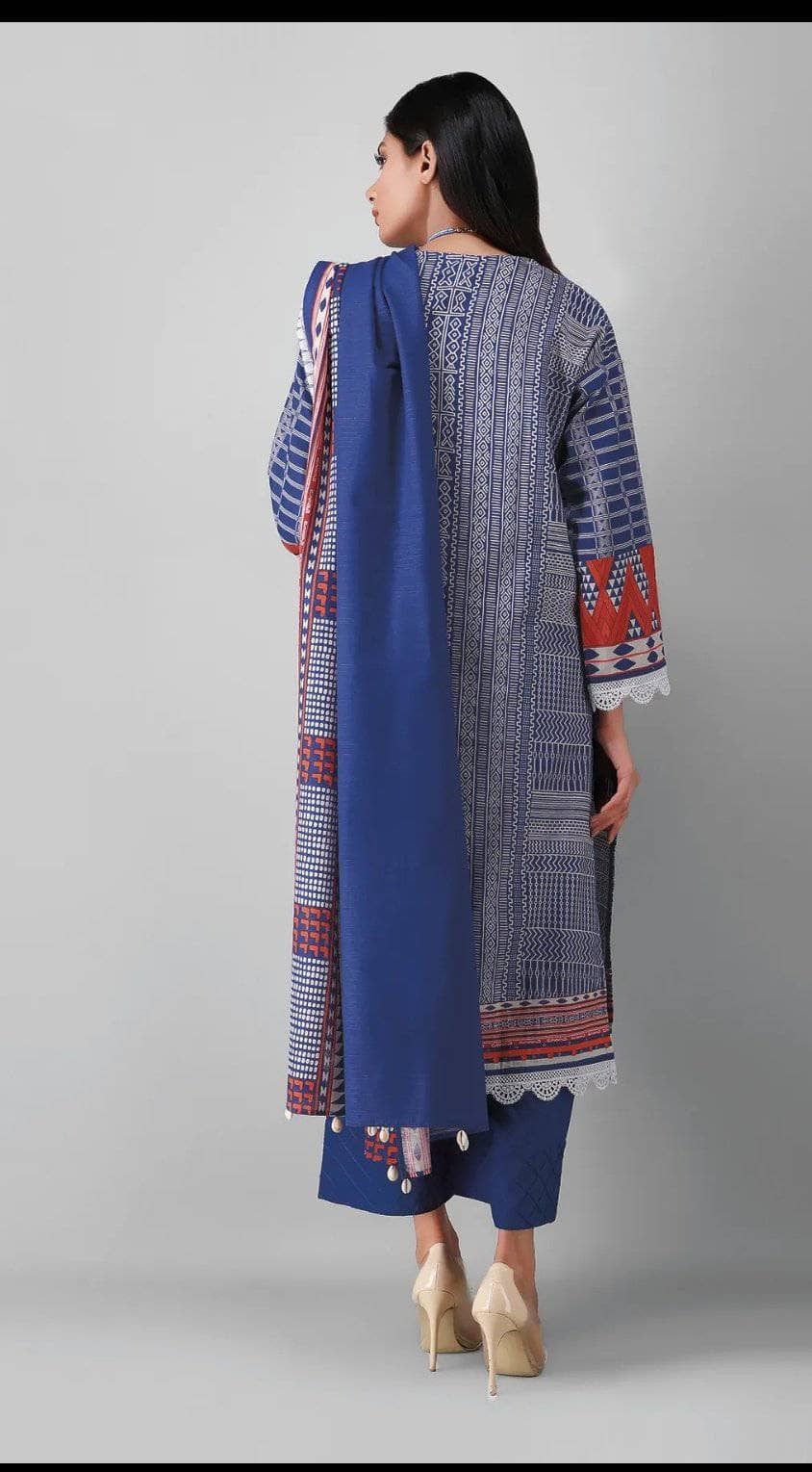 img_khaadi_khaddar_awwal_boutique