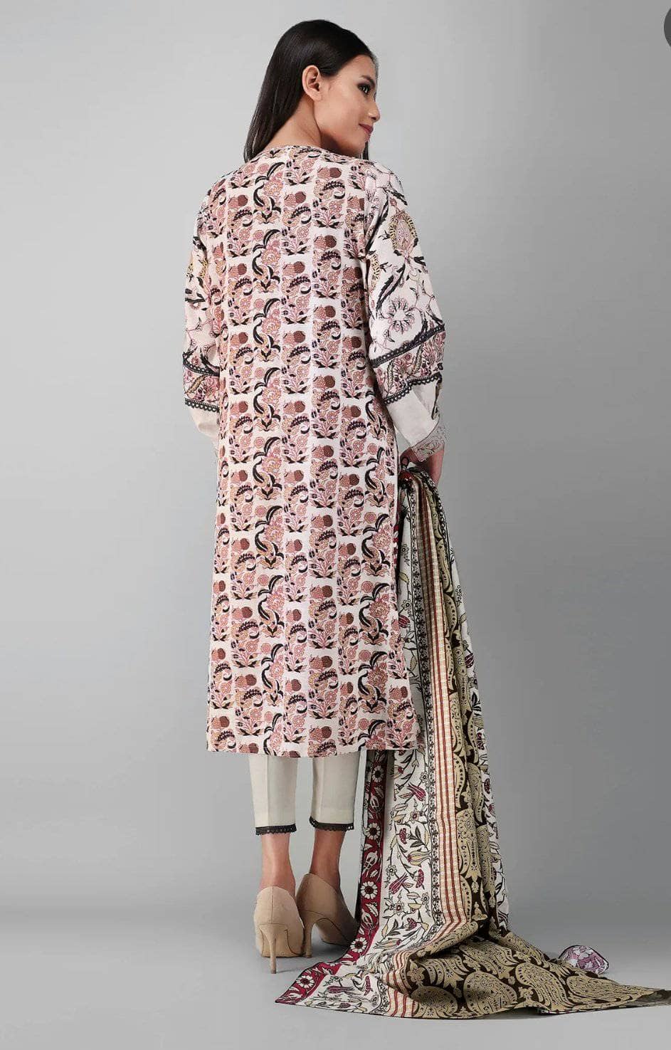 img_khaadi_khaddar_awwal_boutique