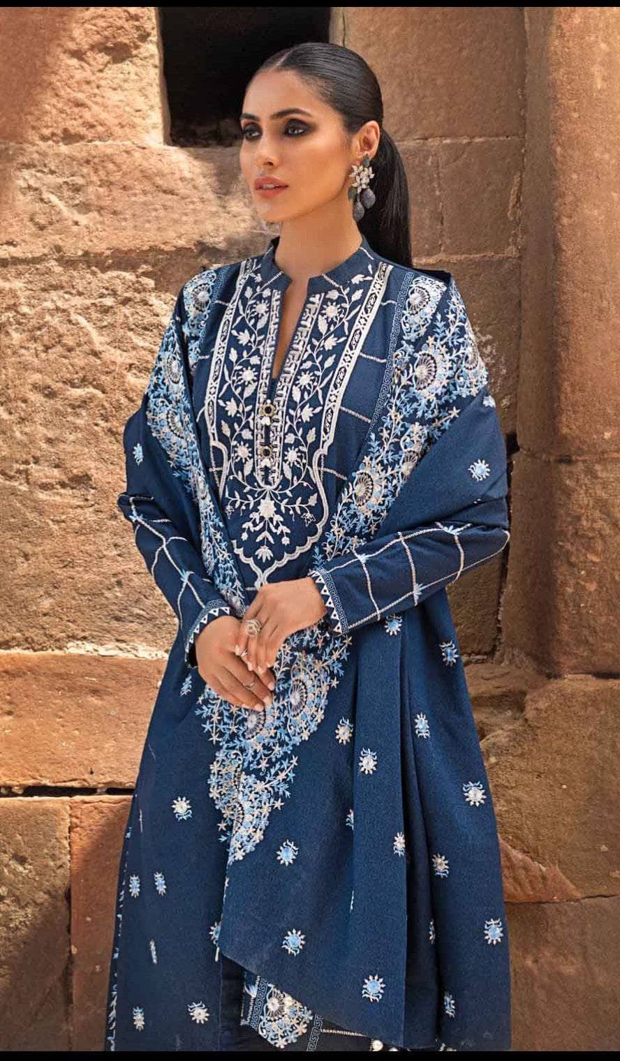 Restocked/Gul Ahmed Pure Joy of Winter/Karandi/Embroidered Shawl/AY12017