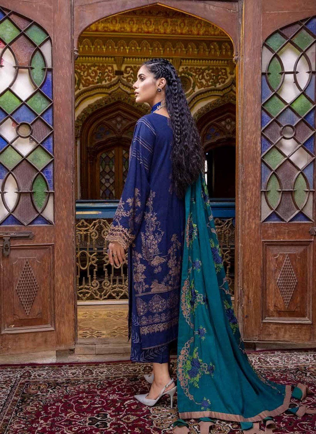 img_charizma_signature_leather_jacquard_woolen_shawl_awwal_boutique