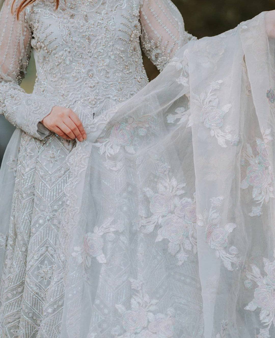 img_maryam_n_mariya_chiffon_wedding_awwal_boutique