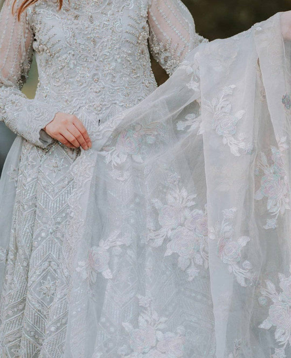 img_maryam_n_mariya_chiffon_wedding_awwal_boutique