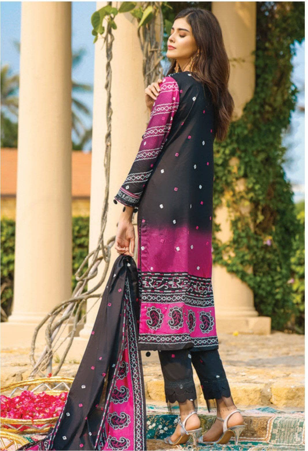 img_anum_cambric_awwal_boutique