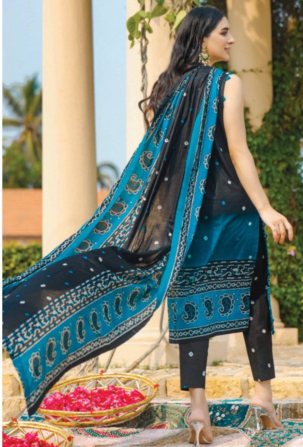 img_anum_cambric_awwal_boutique