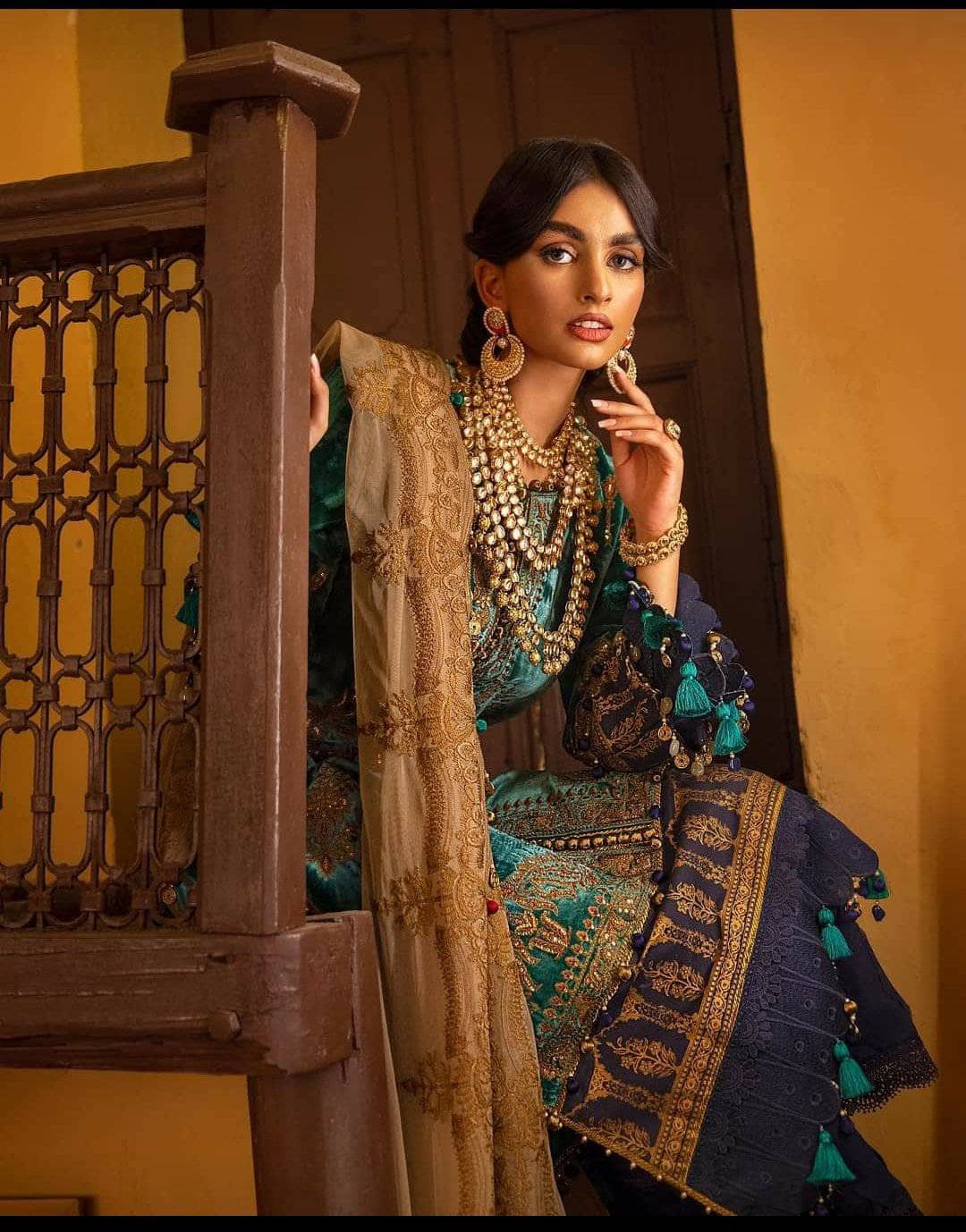 img_sana_safinaz_winter_21_awwal_boutique