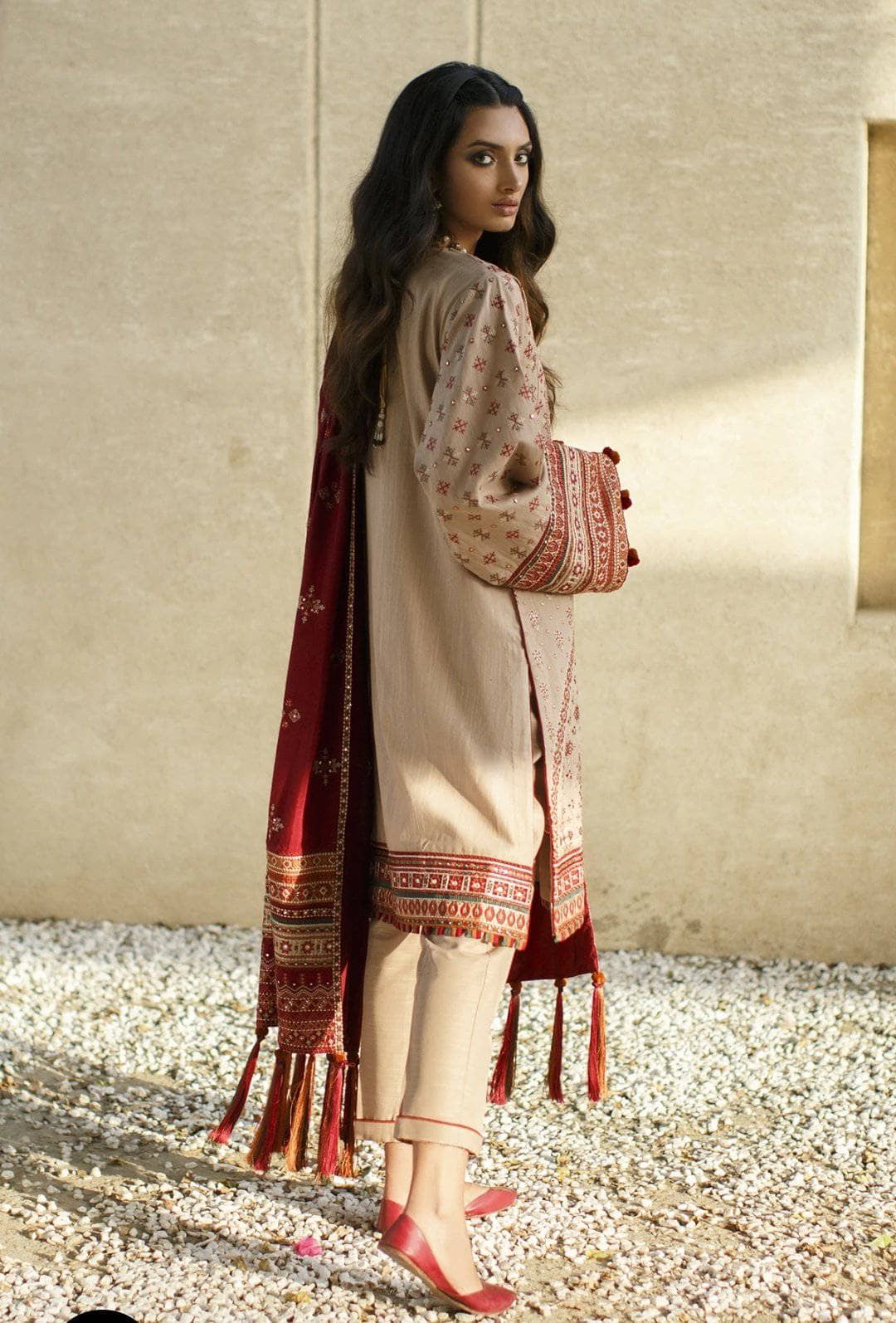 img_baroque_khaddar_21_awwal_boutiuqe