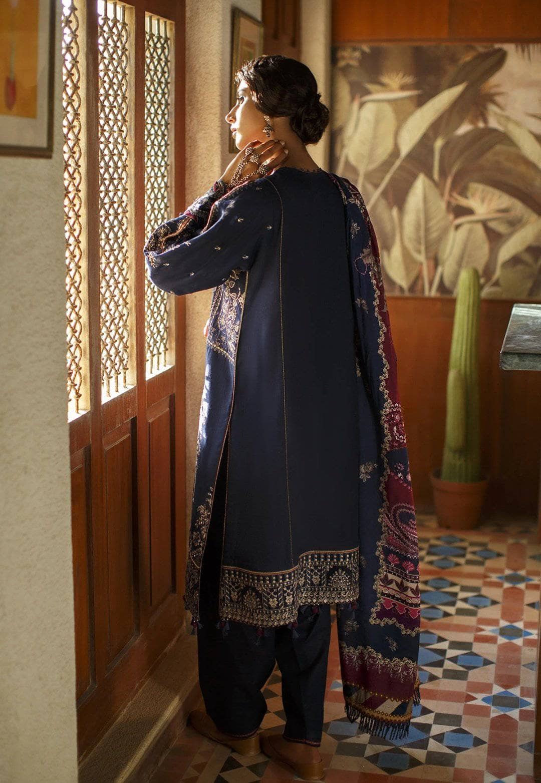 img_baroque_khaddar_21_awwal_boutique