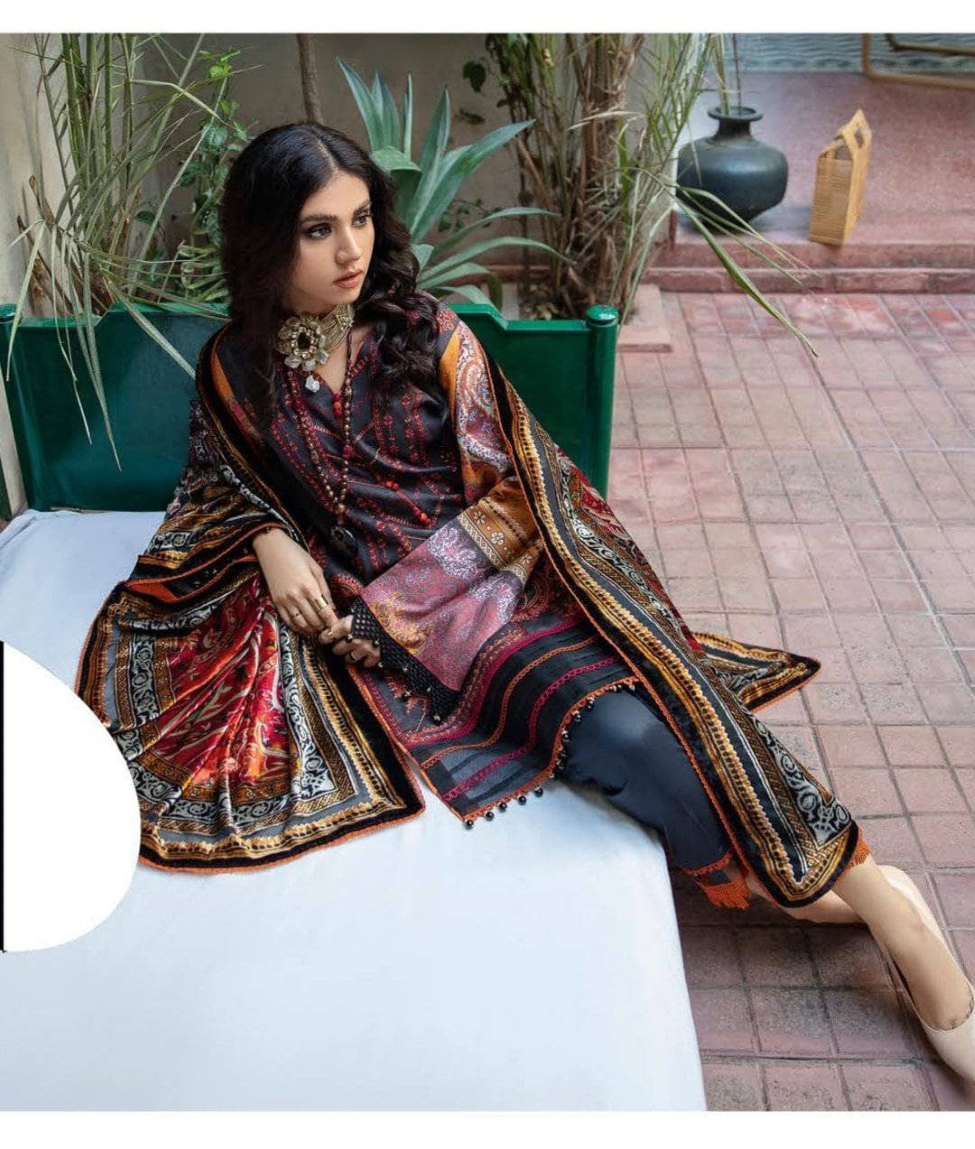 img_bin_ilyas_esha_eshal_winter_awwal_boutique