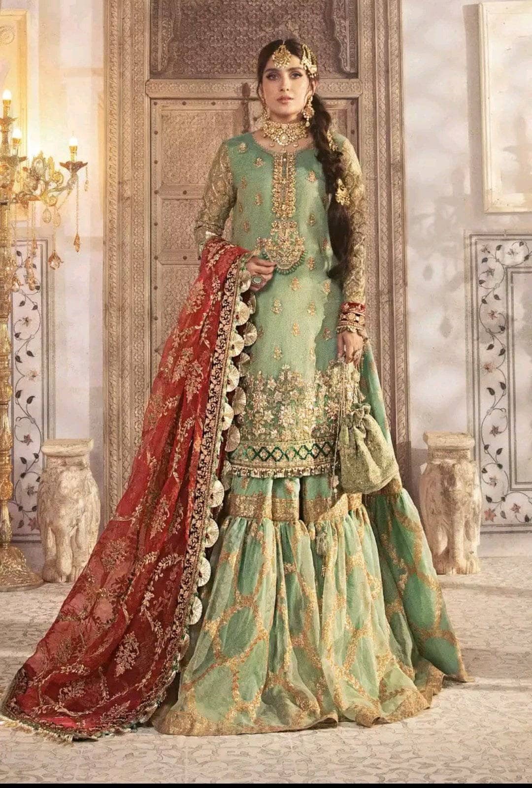 img_maria_b_mbroidered_wedfing_edition_awwal_boutique