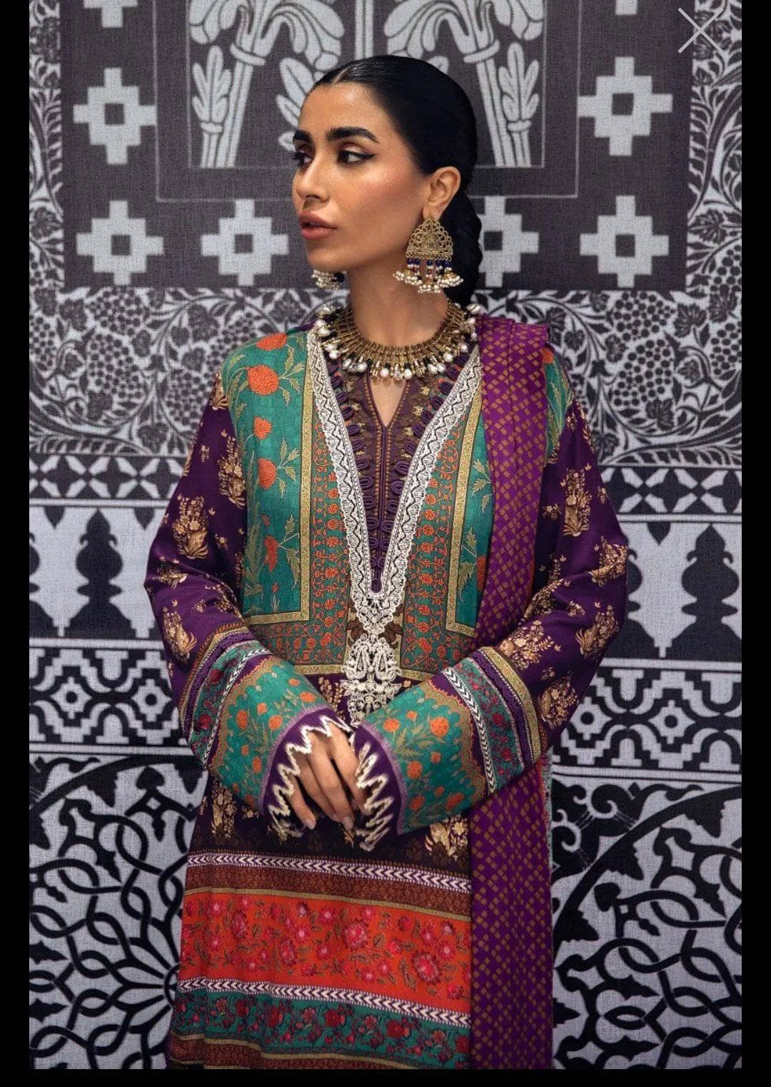 img_sana_safinaz_mahay_winter_21_awwal_boutique