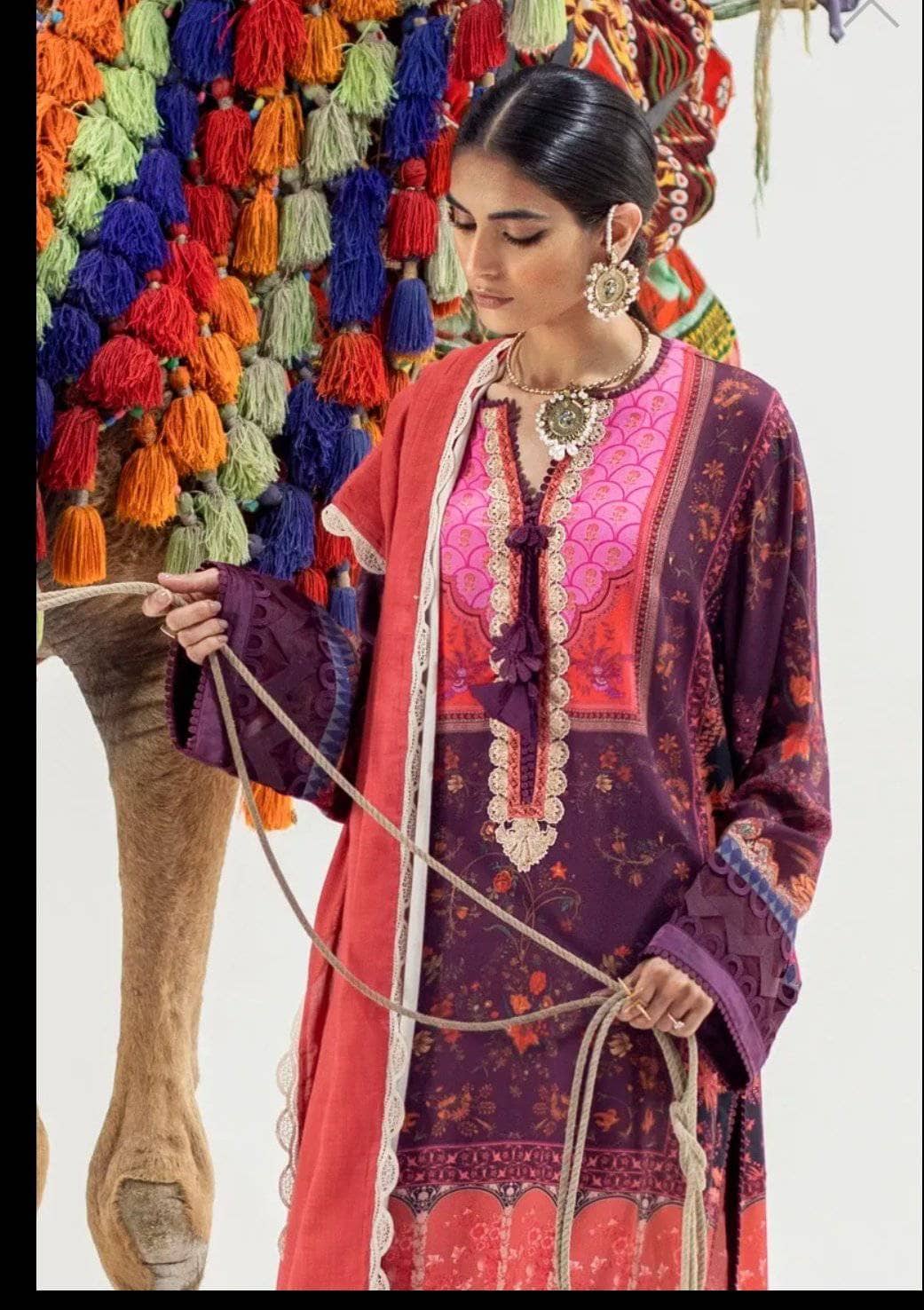 img_sana_safinaz_mahay_winter_21_awwal_boutique