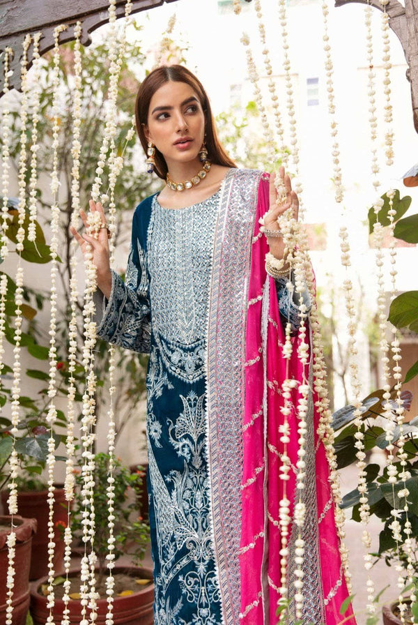 img_maryam_n_mariya_velvet_collection_awwal_boutique