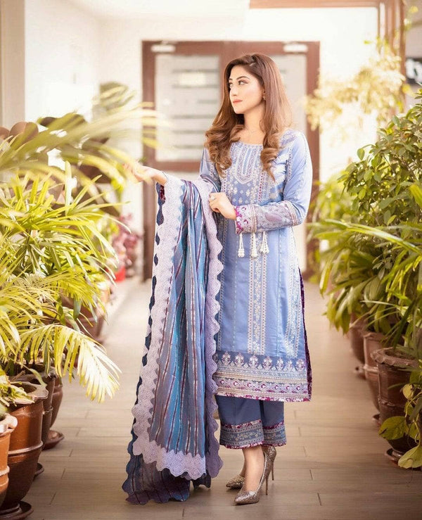 img_qalamkar_luxury_shawl_collection_awwal_boutique