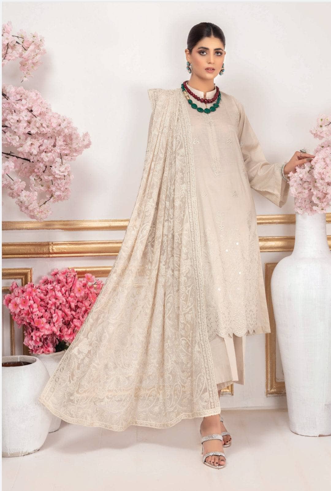 img_premium_embroidered_chiffon_dupatta_by_alaya