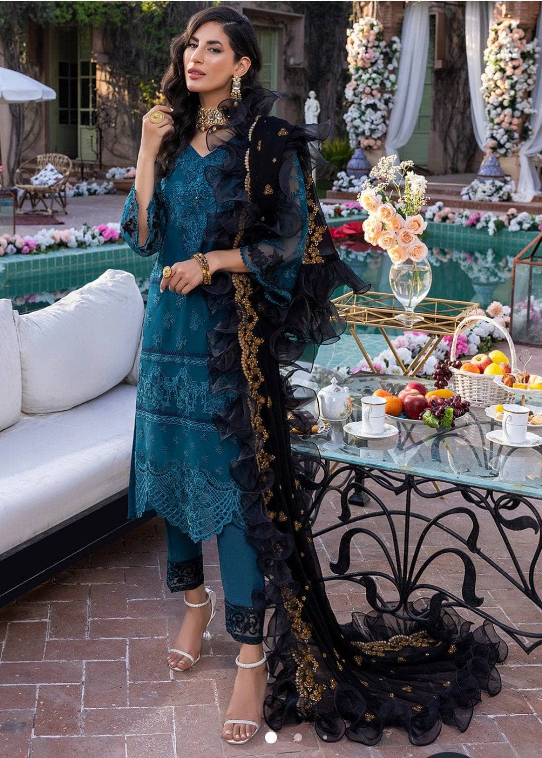 img_azure_festive_galore_awwal_boutique