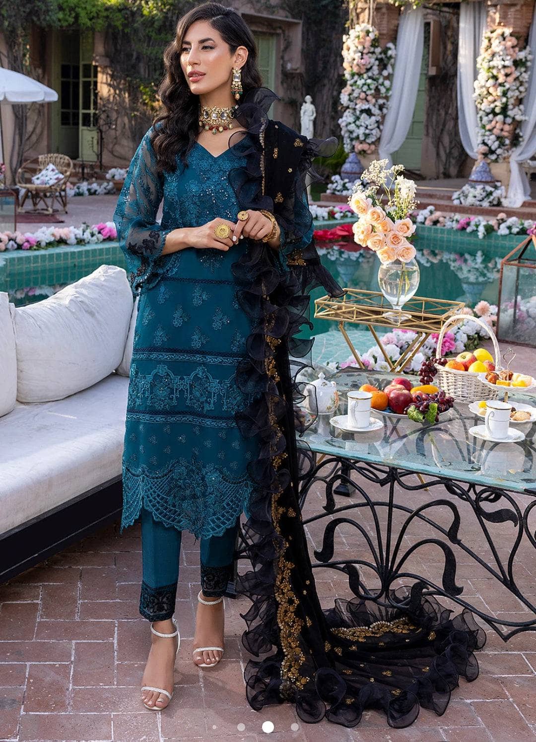 img_azure_festive_galore_awwal_boutique