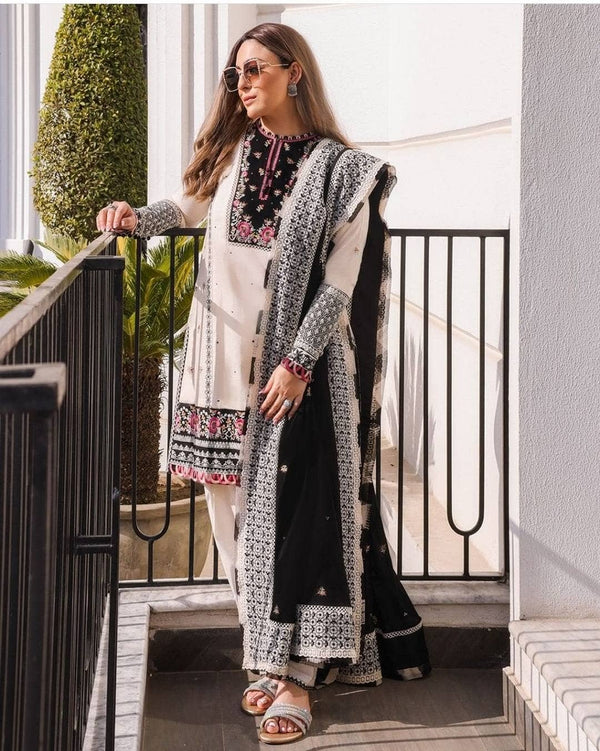 img_zaha_lawn_22_awwal_boutique