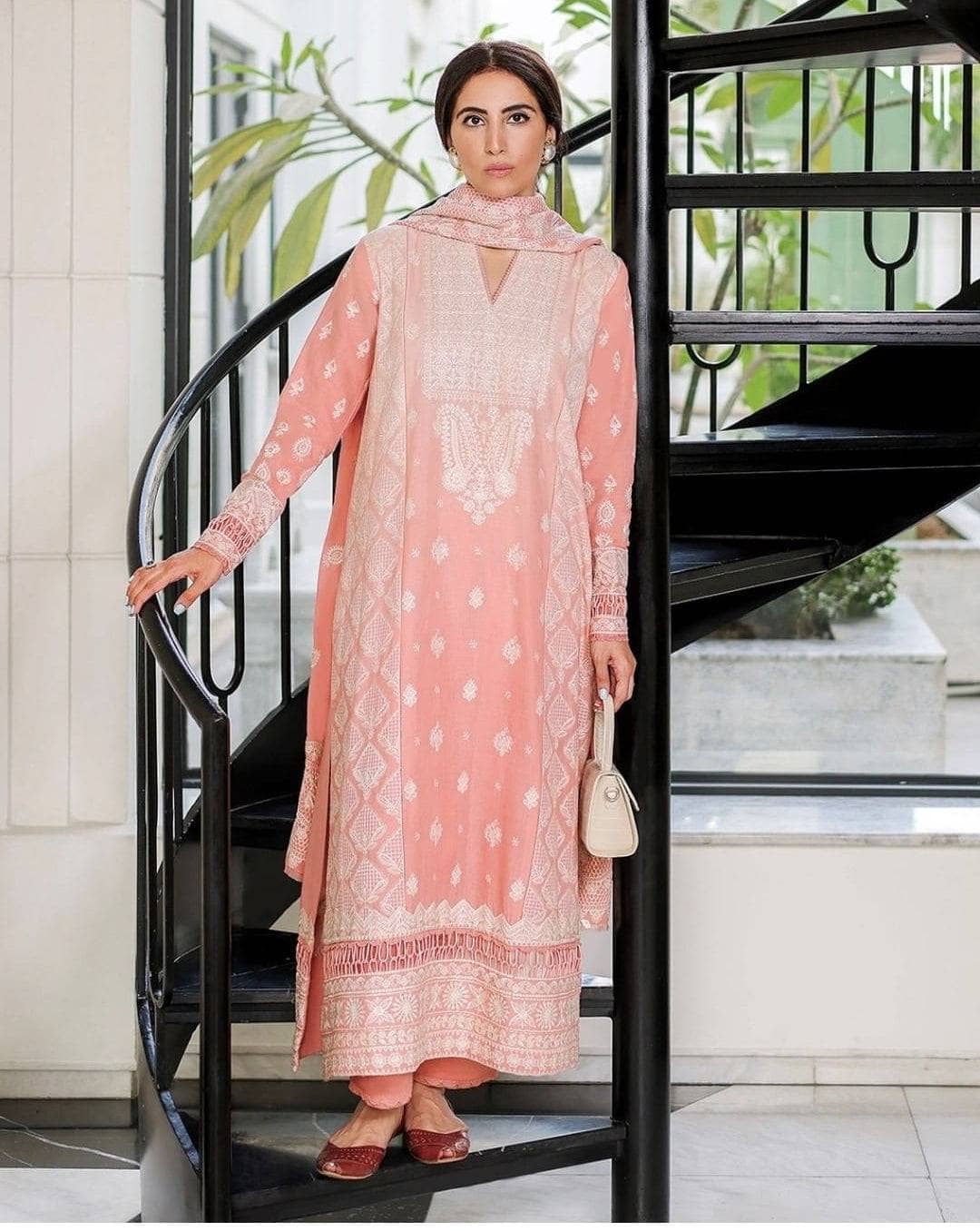 img_zaha_lawn_22_awwal_boutique