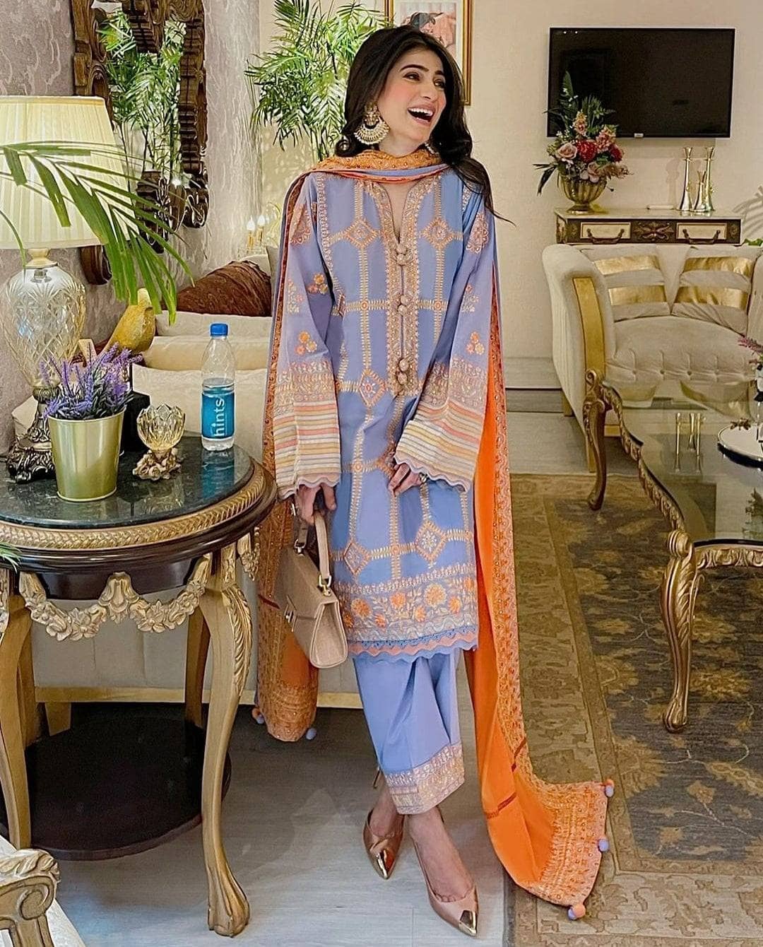 img_zaha_lawn_22_awwal_boutique