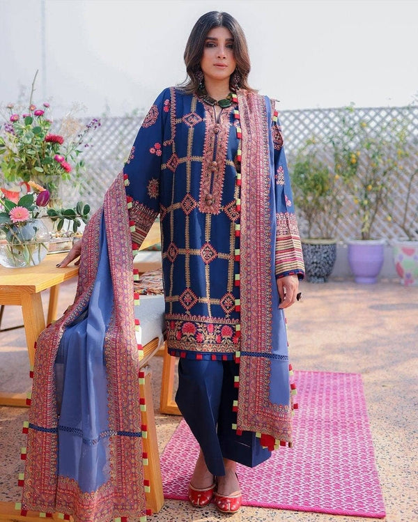 img_zaha_lawn_22_awwal_boutique