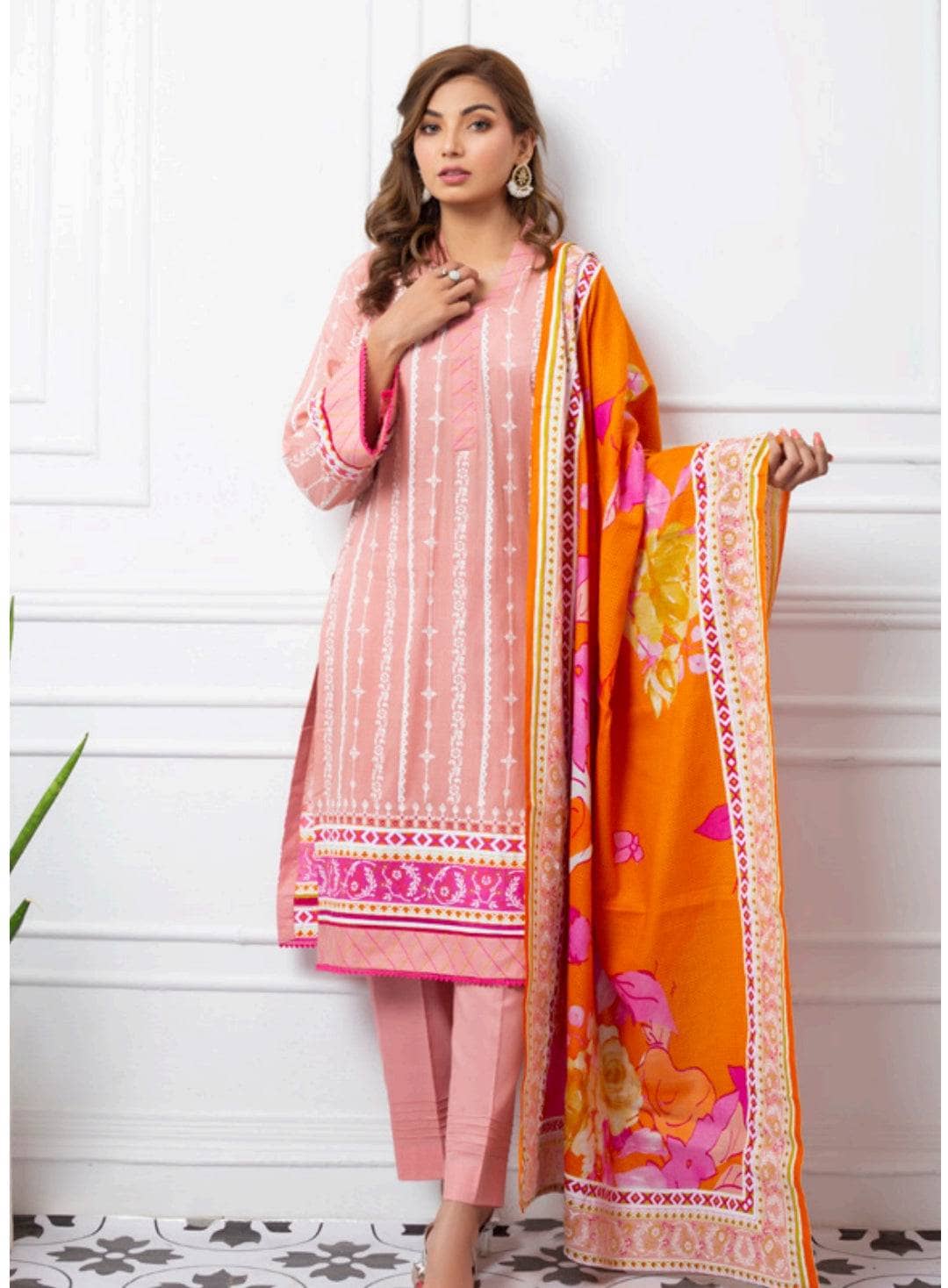 img_erum_misha_economy_lawn_22_awwal_boutique