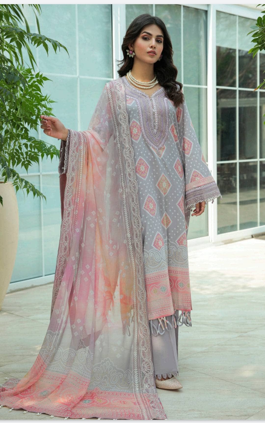 img_nureh_gardenia_awwal_boutique