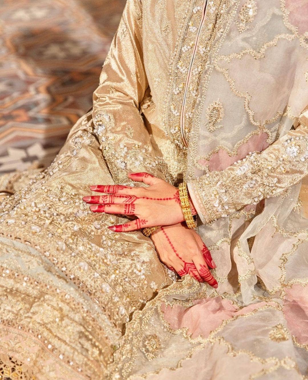 img_qalamkar_luxury_festive_formals_awwal_boutique