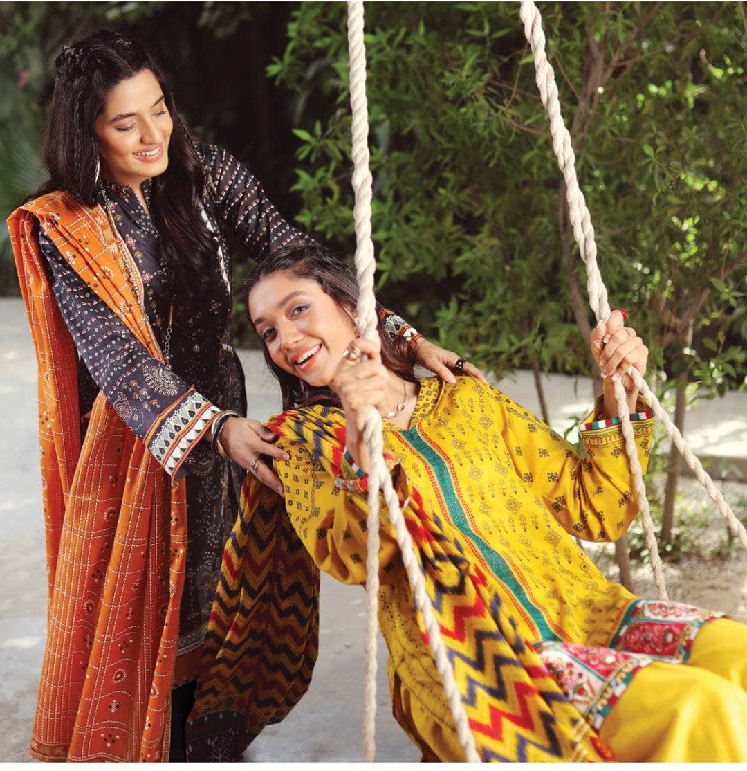 img_lsm_komal_lawn_22_awwal_boutique