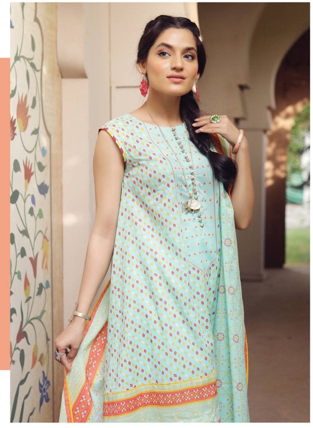 img_lsm_komal_lawn_22_awwal_boutique