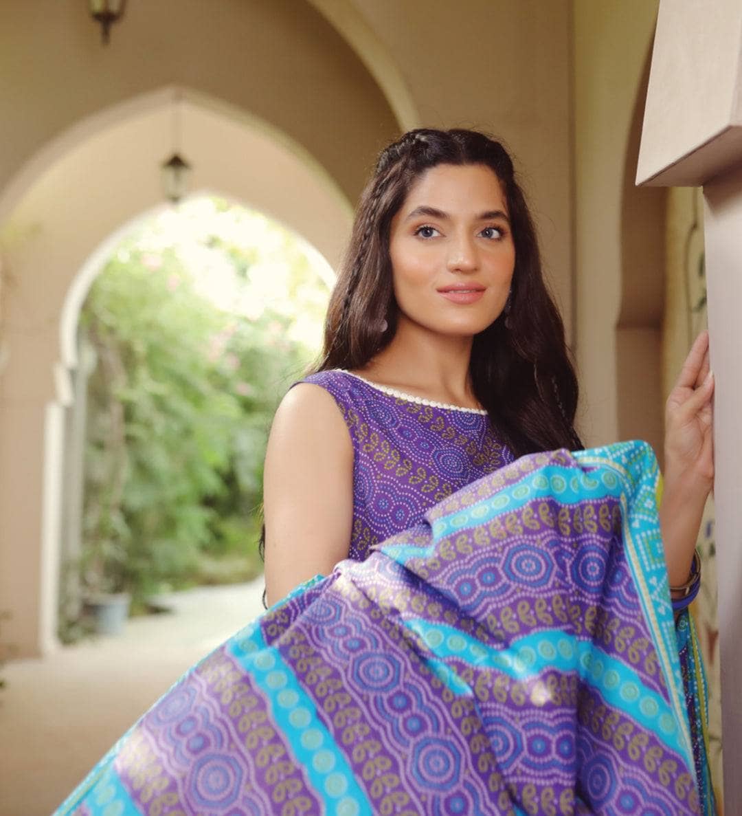 img_lsm_komal_lawn_22_awwal_boutique