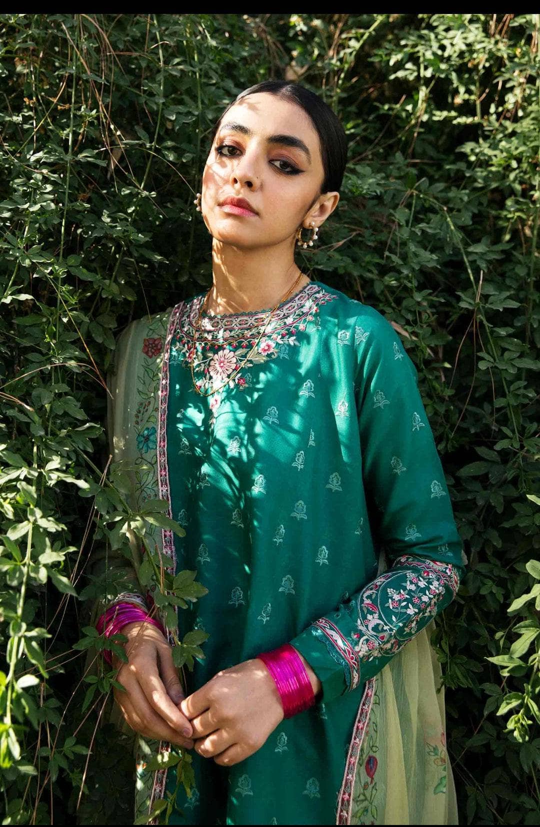 img_coco_by_zara_shahjahan_vol_2_awwal_boutique