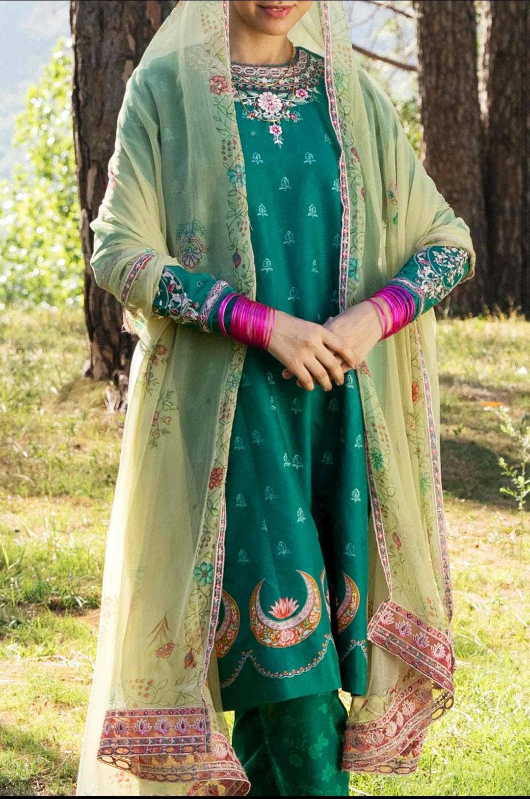 img_coco_by_zara_shahjahan_vol_2_awwal_boutique