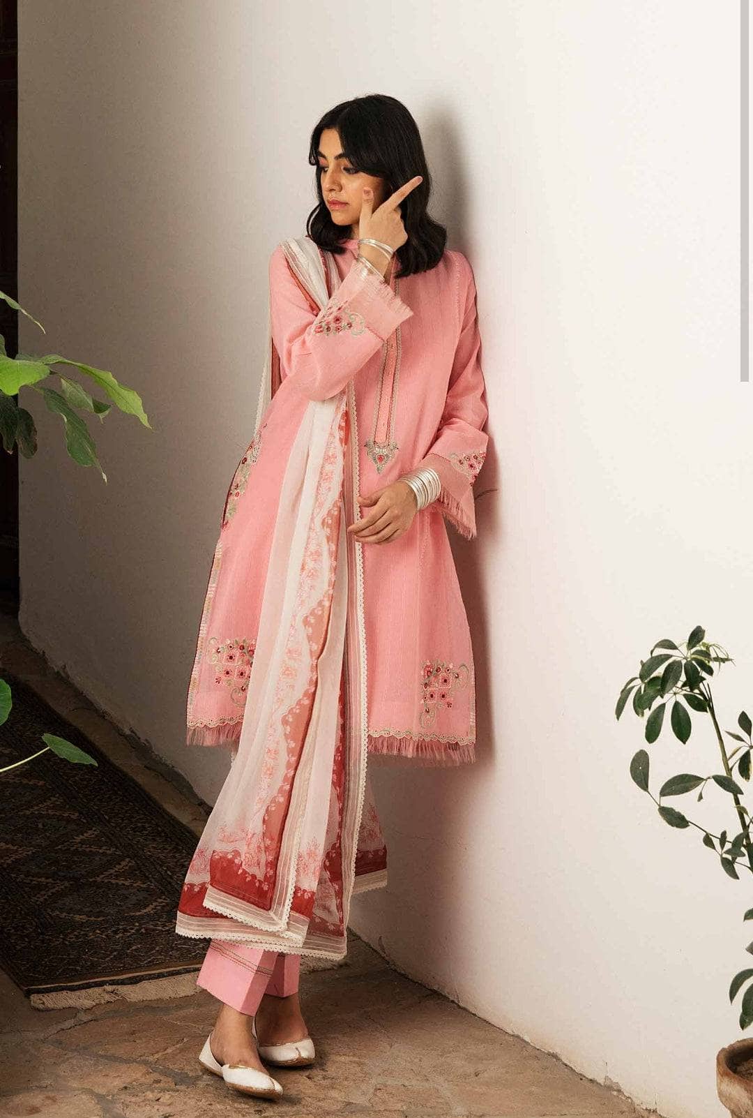 img_coco_by_zara_shahjahan_vol_2_awwal_boutique