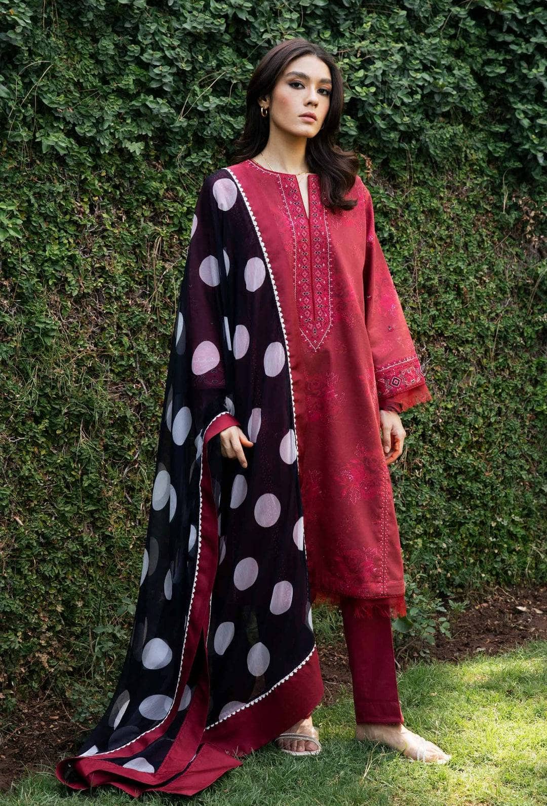 img_coco_by_zara_shahjahan_vol_2_awwal_boutique